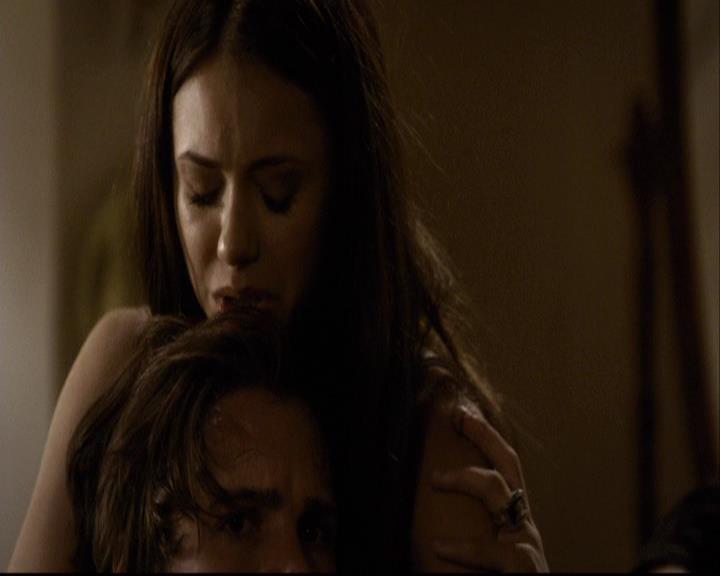VampireDiariesWorld-dot-org_2x01TheReturn2157.jpg