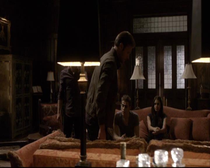 VampireDiariesWorld-dot-org_2x03BadMoonRising0007.jpg