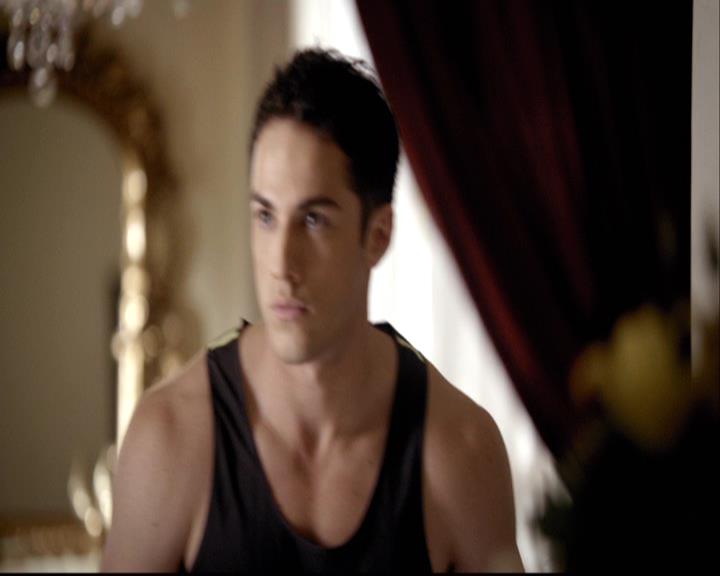 VampireDiariesWorld-dot-org_2x03BadMoonRising0020.jpg