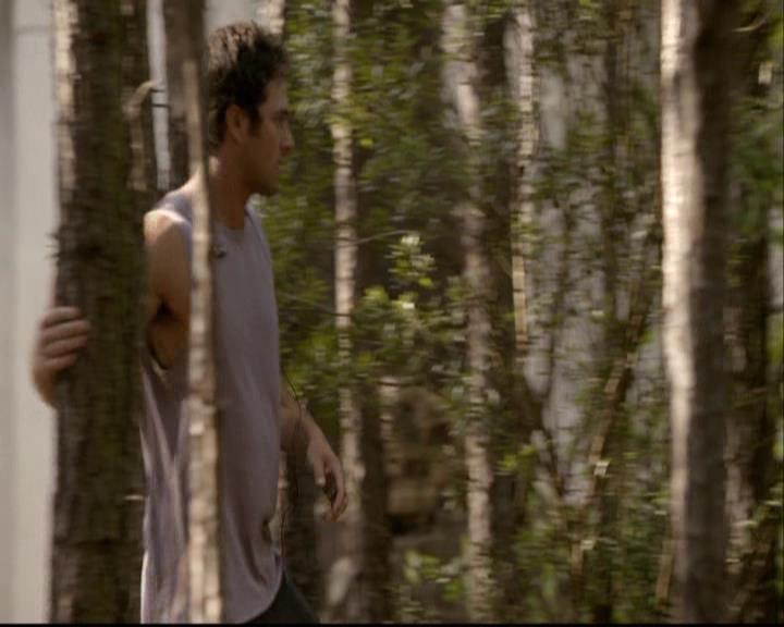 VampireDiariesWorld-dot-org_2x03BadMoonRising0066.jpg