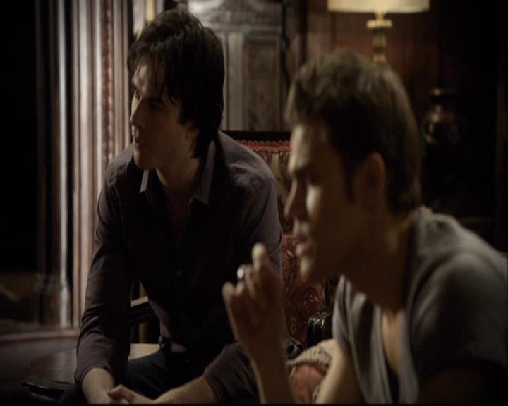 VampireDiariesWorld-dot-org_2x03BadMoonRising0080.jpg