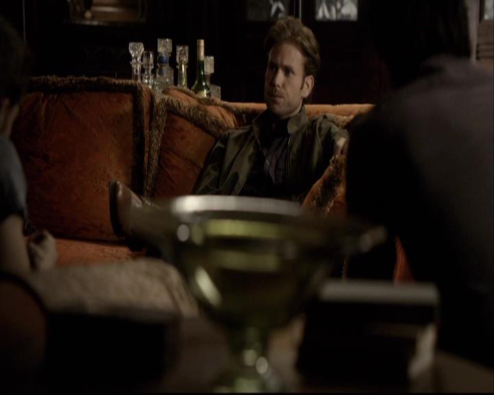 VampireDiariesWorld-dot-org_2x03BadMoonRising0102.jpg