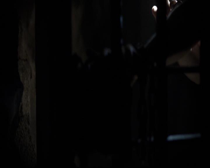 VampireDiariesWorld-dot-org_2x03BadMoonRising0118.jpg