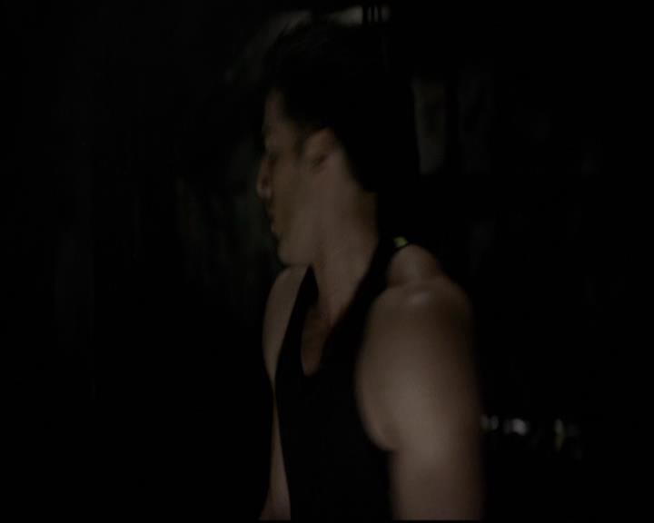 VampireDiariesWorld-dot-org_2x03BadMoonRising0133.jpg