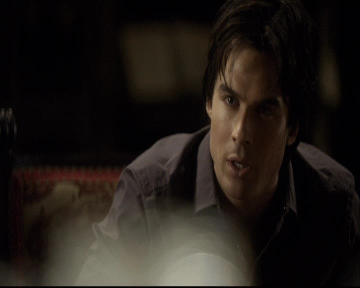 VampireDiariesWorld-dot-org_2x03BadMoonRising0142.jpg