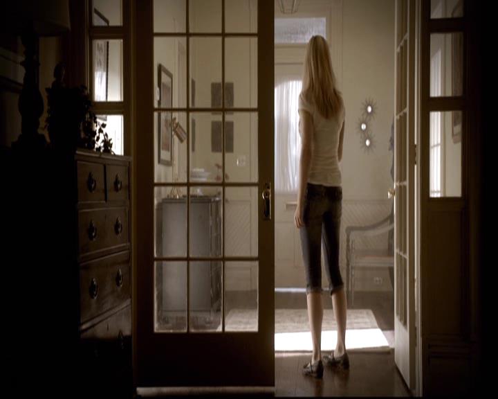 VampireDiariesWorld-dot-org_2x03BadMoonRising0171.jpg