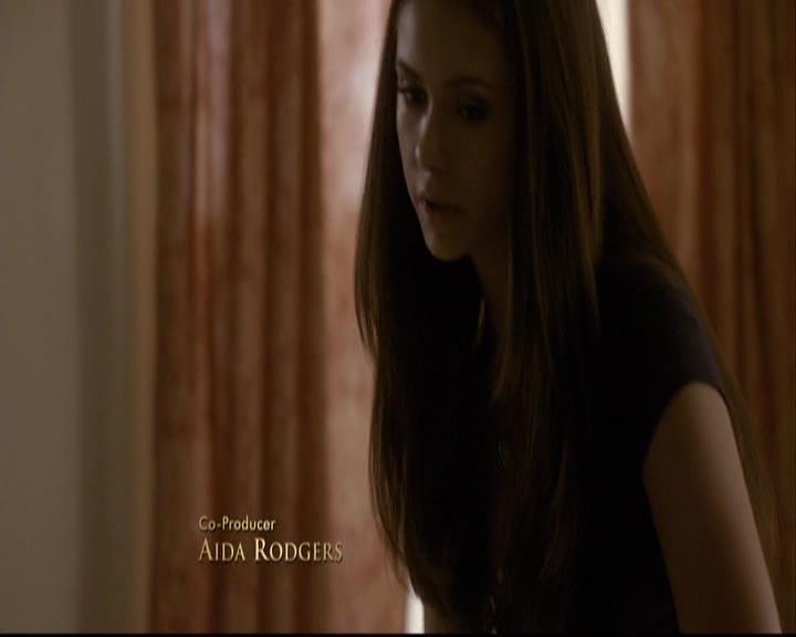 VampireDiariesWorld-dot-org_2x03BadMoonRising0216.jpg