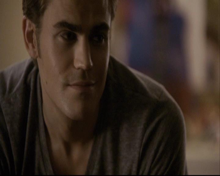 VampireDiariesWorld-dot-org_2x03BadMoonRising0221.jpg