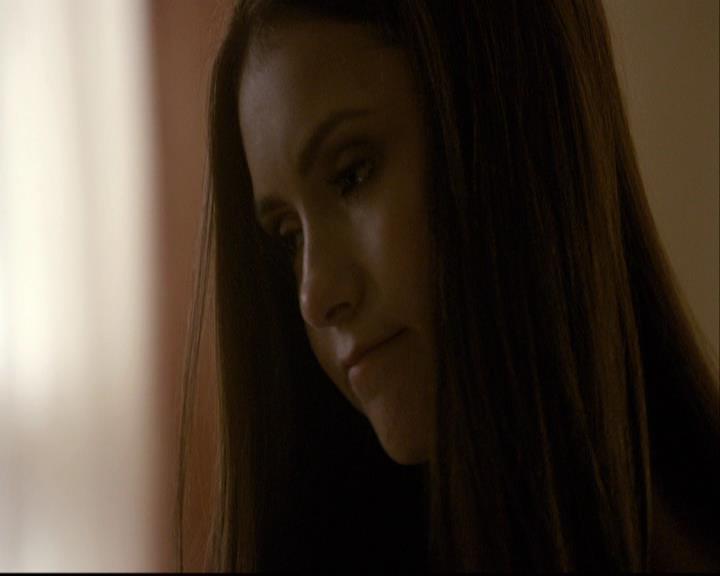 VampireDiariesWorld-dot-org_2x03BadMoonRising0223.jpg