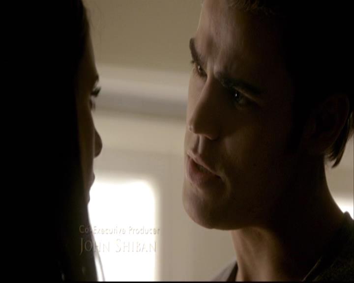 VampireDiariesWorld-dot-org_2x03BadMoonRising0231.jpg