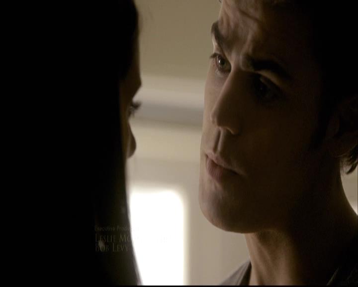 VampireDiariesWorld-dot-org_2x03BadMoonRising0240.jpg