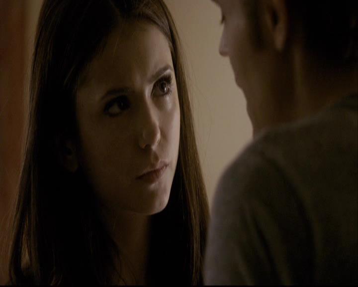 VampireDiariesWorld-dot-org_2x03BadMoonRising0244.jpg