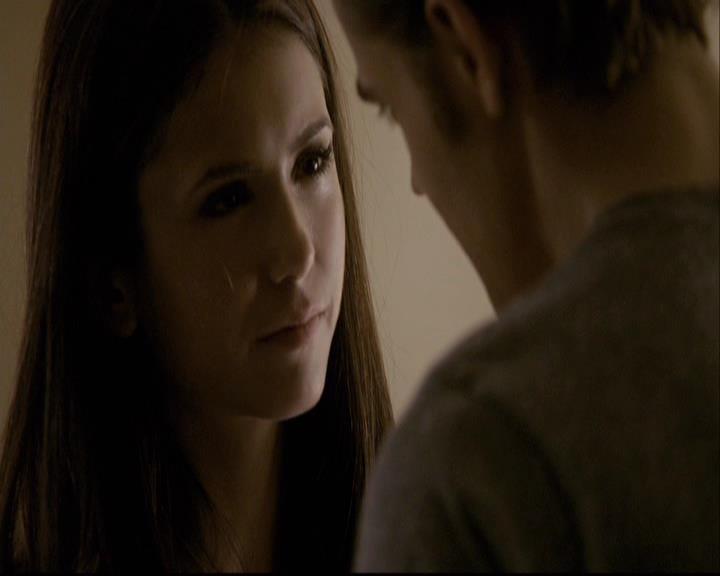 VampireDiariesWorld-dot-org_2x03BadMoonRising0249.jpg