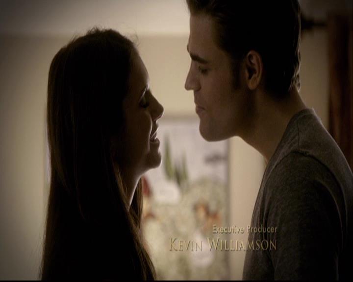 VampireDiariesWorld-dot-org_2x03BadMoonRising0253.jpg