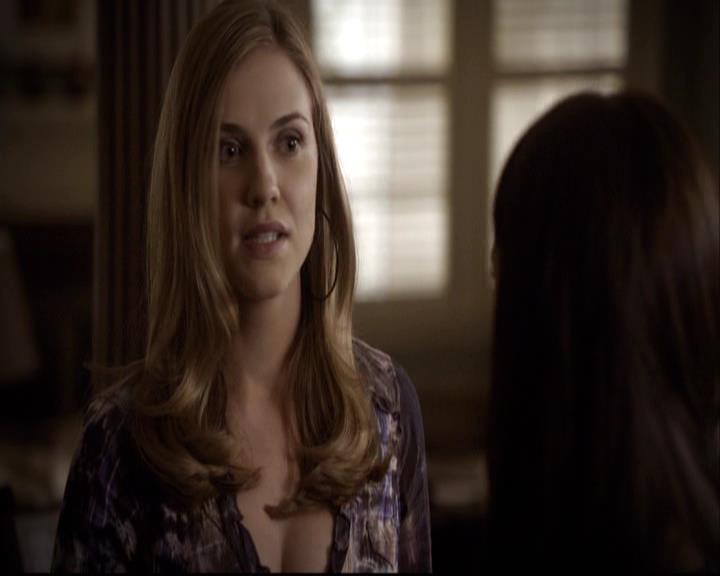 VampireDiariesWorld-dot-org_2x03BadMoonRising0308.jpg