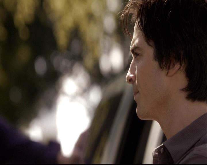 VampireDiariesWorld-dot-org_2x03BadMoonRising0313.jpg