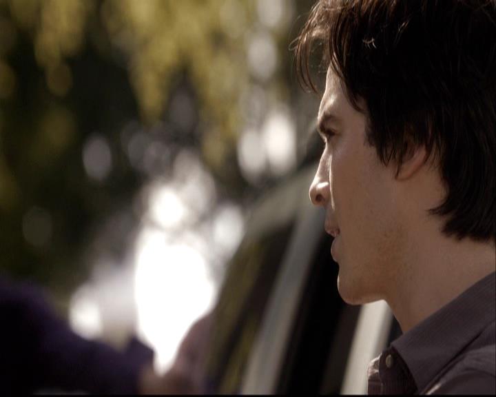 VampireDiariesWorld-dot-org_2x03BadMoonRising0314.jpg
