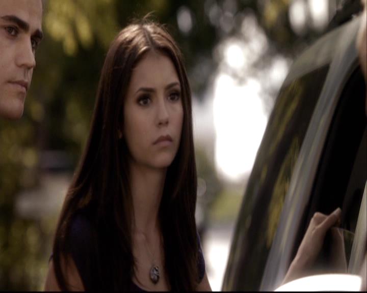 VampireDiariesWorld-dot-org_2x03BadMoonRising0318.jpg