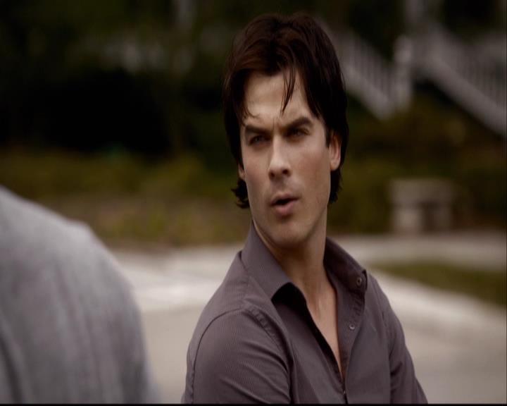 VampireDiariesWorld-dot-org_2x03BadMoonRising0320.jpg