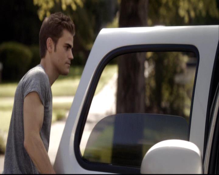 VampireDiariesWorld-dot-org_2x03BadMoonRising0337.jpg