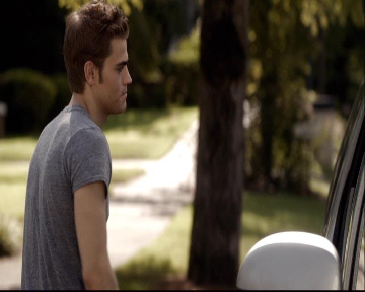 VampireDiariesWorld-dot-org_2x03BadMoonRising0339.jpg