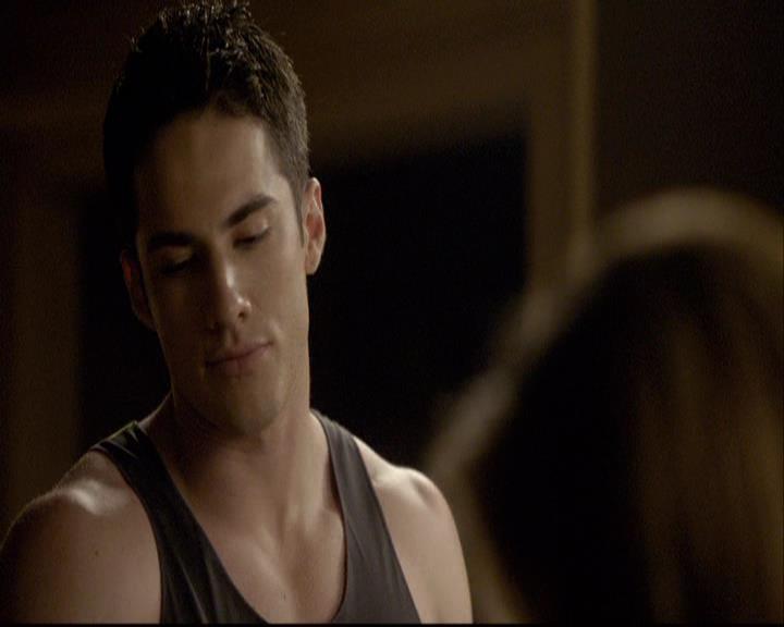 VampireDiariesWorld-dot-org_2x03BadMoonRising0356.jpg