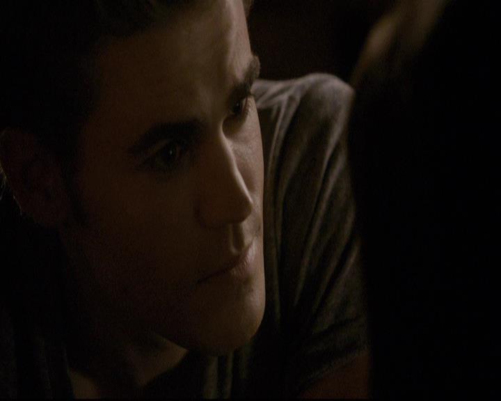 VampireDiariesWorld-dot-org_2x03BadMoonRising0405.jpg