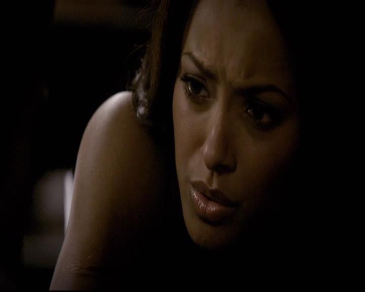 VampireDiariesWorld-dot-org_2x03BadMoonRising0408.jpg
