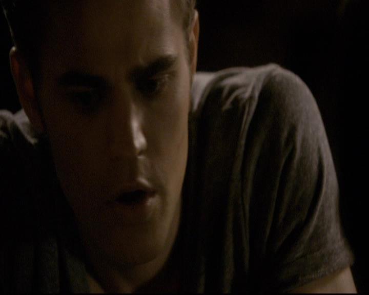 VampireDiariesWorld-dot-org_2x03BadMoonRising0423.jpg