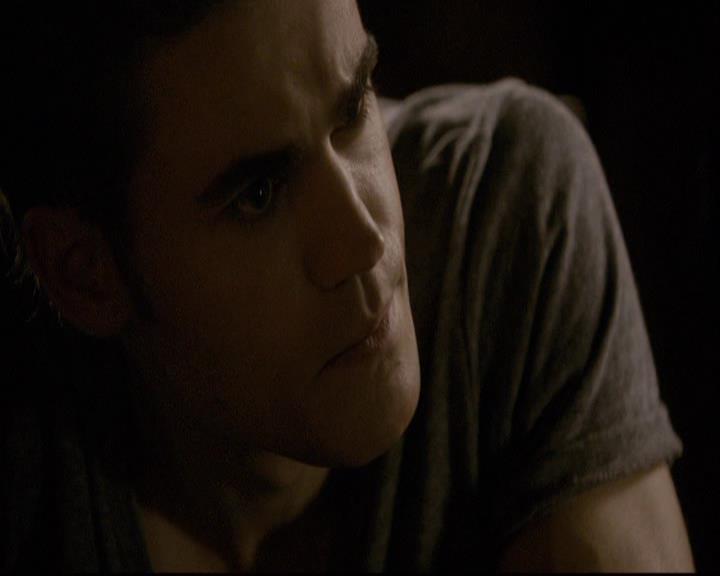 VampireDiariesWorld-dot-org_2x03BadMoonRising0435.jpg