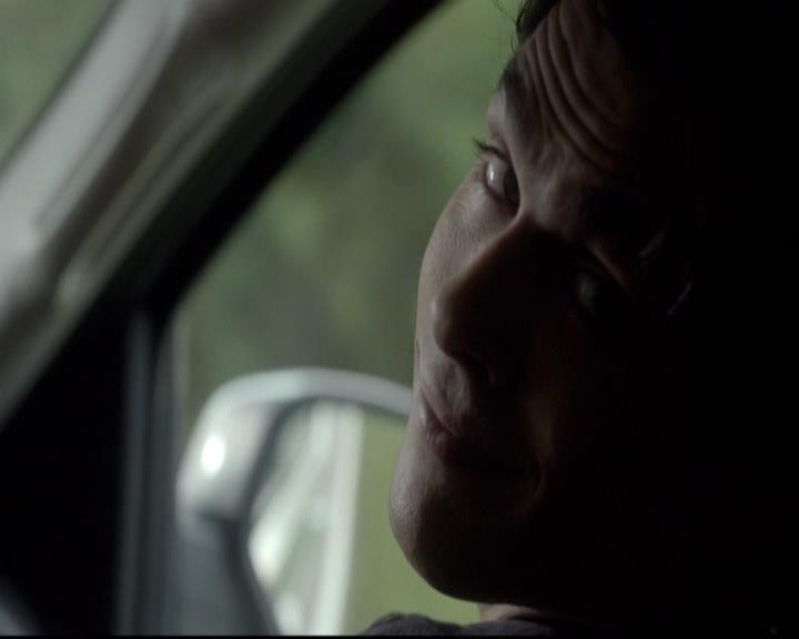 VampireDiariesWorld-dot-org_2x03BadMoonRising0458.jpg