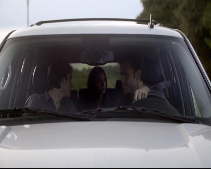 VampireDiariesWorld-dot-org_2x03BadMoonRising0462.jpg