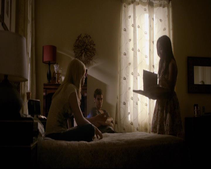 VampireDiariesWorld-dot-org_2x03BadMoonRising0479.jpg