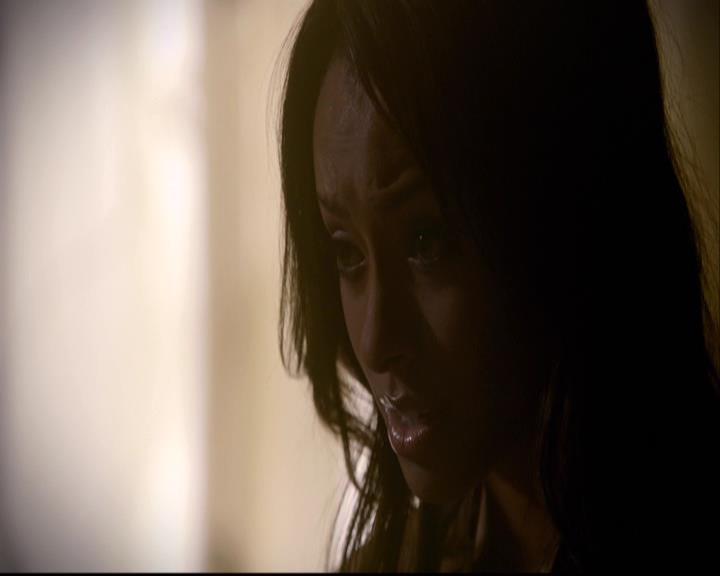 VampireDiariesWorld-dot-org_2x03BadMoonRising0490.jpg