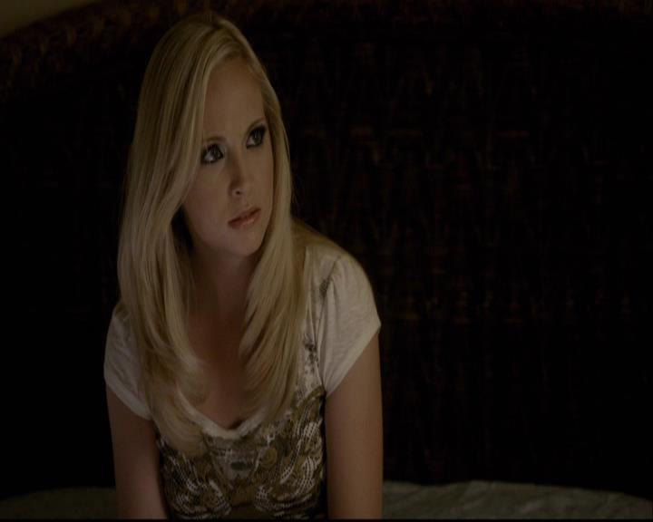 VampireDiariesWorld-dot-org_2x03BadMoonRising0519.jpg