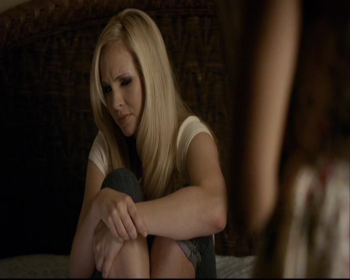 VampireDiariesWorld-dot-org_2x03BadMoonRising0538.jpg