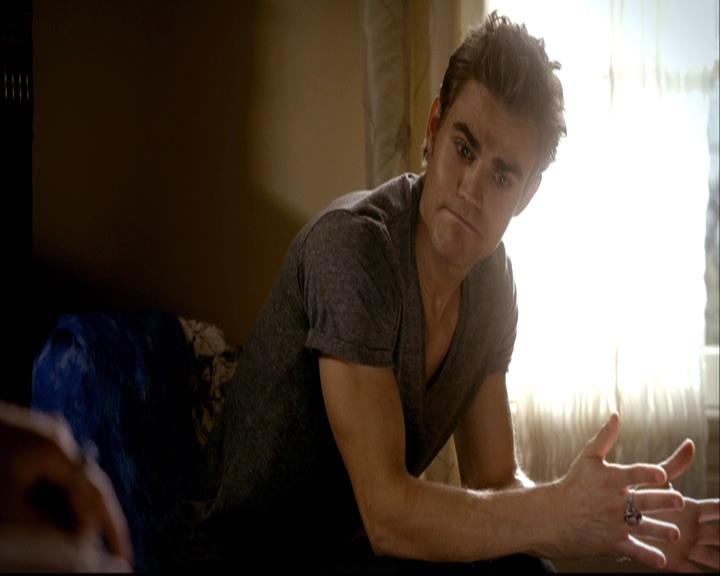 VampireDiariesWorld-dot-org_2x03BadMoonRising0584.jpg