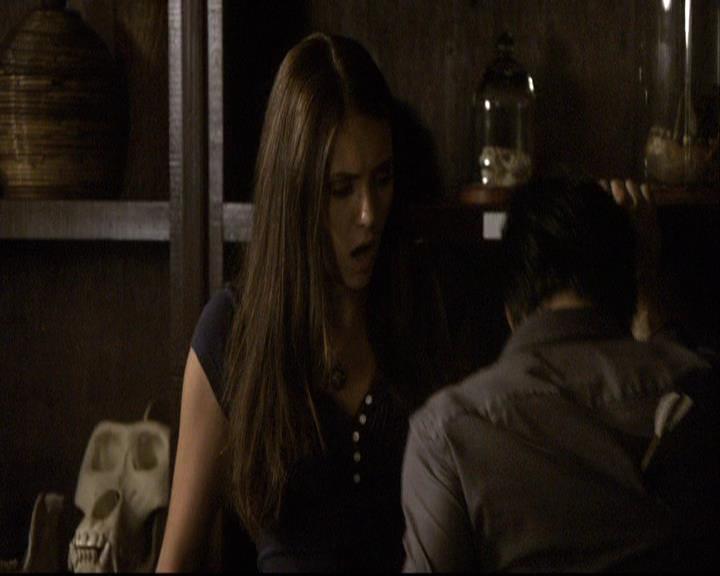 VampireDiariesWorld-dot-org_2x03BadMoonRising0666.jpg