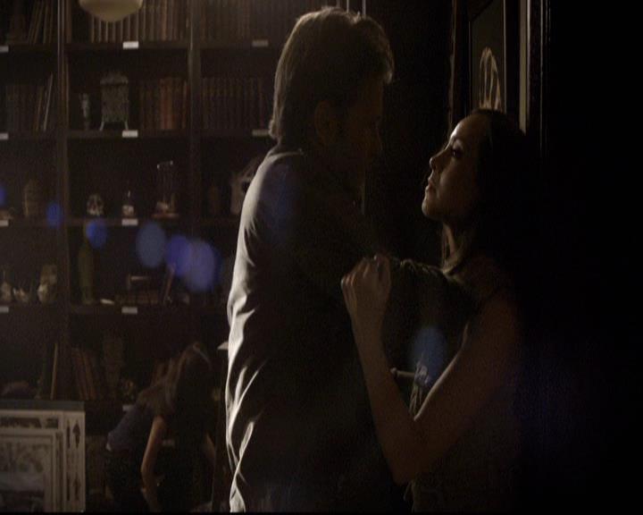 VampireDiariesWorld-dot-org_2x03BadMoonRising0673.jpg