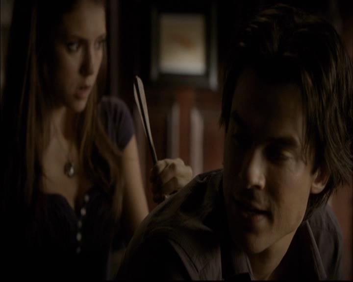 VampireDiariesWorld-dot-org_2x03BadMoonRising0682.jpg