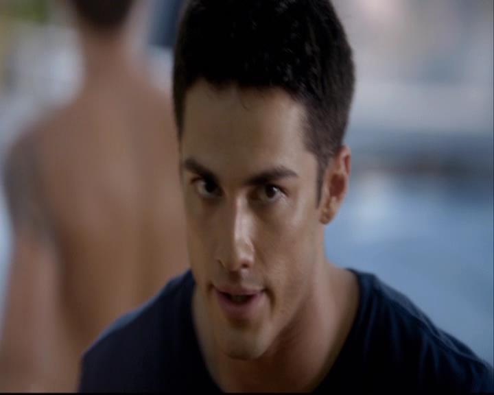 VampireDiariesWorld-dot-org_2x03BadMoonRising0964.jpg