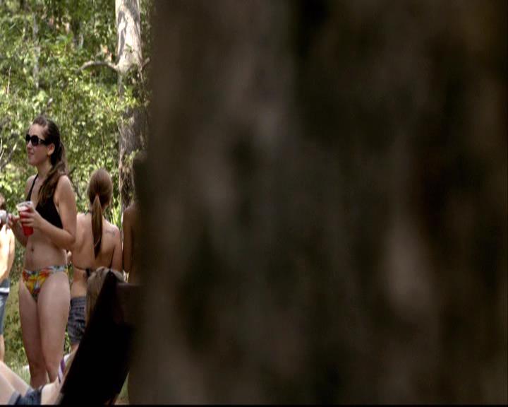 VampireDiariesWorld-dot-org_2x03BadMoonRising1001.jpg