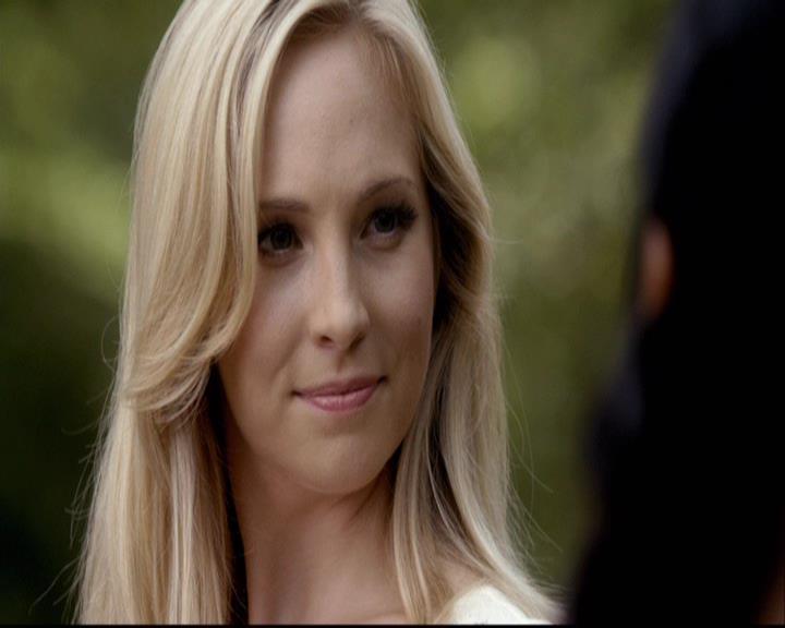VampireDiariesWorld-dot-org_2x03BadMoonRising1020.jpg