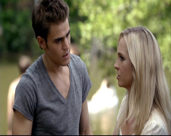 VampireDiariesWorld-dot-org_2x03BadMoonRising1045.jpg
