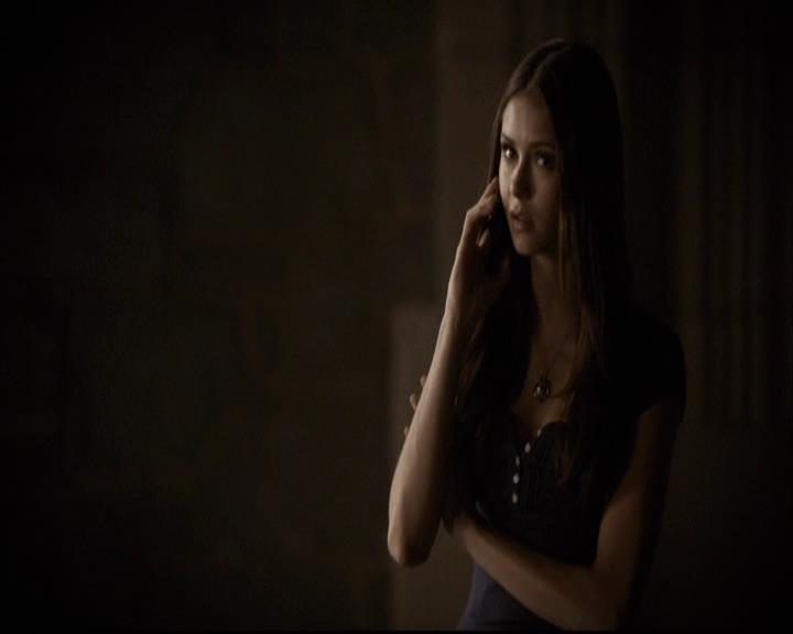 VampireDiariesWorld-dot-org_2x03BadMoonRising1227.jpg