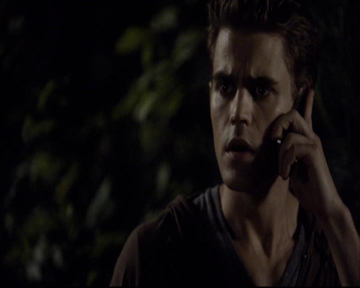 VampireDiariesWorld-dot-org_2x03BadMoonRising1292.jpg