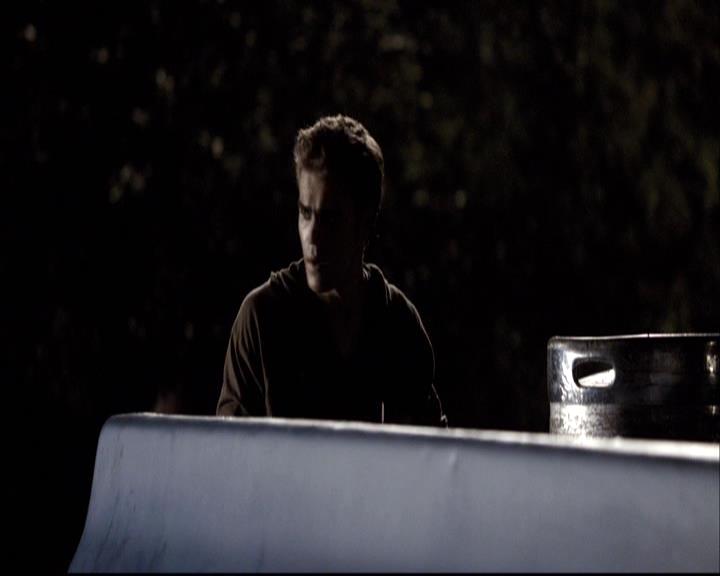VampireDiariesWorld-dot-org_2x03BadMoonRising1308.jpg