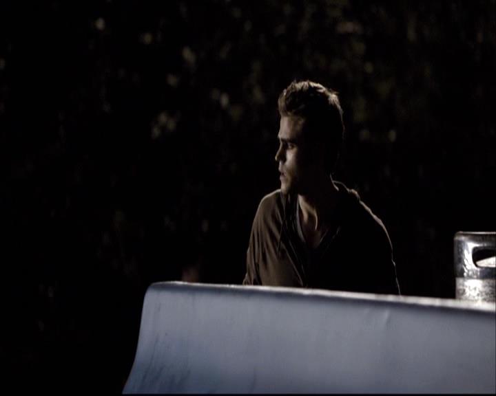 VampireDiariesWorld-dot-org_2x03BadMoonRising1310.jpg