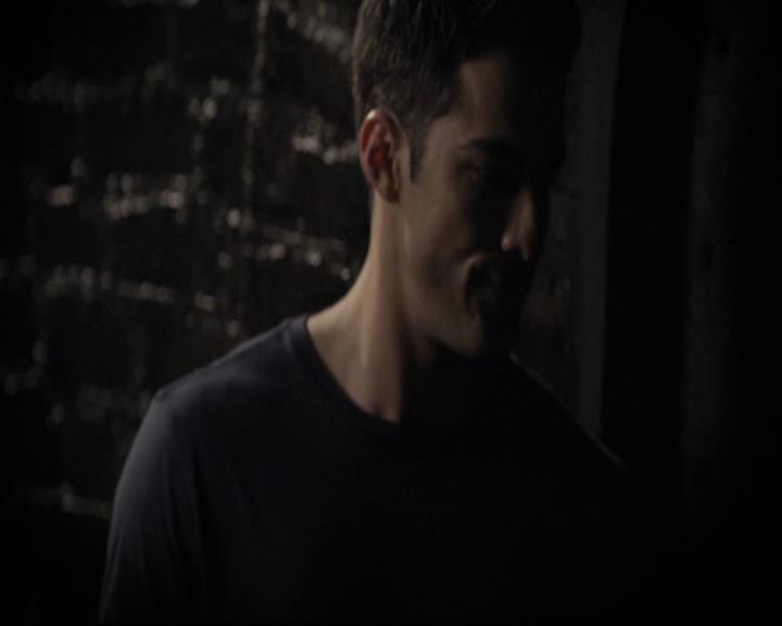 VampireDiariesWorld-dot-org_2x03BadMoonRising1374.jpg