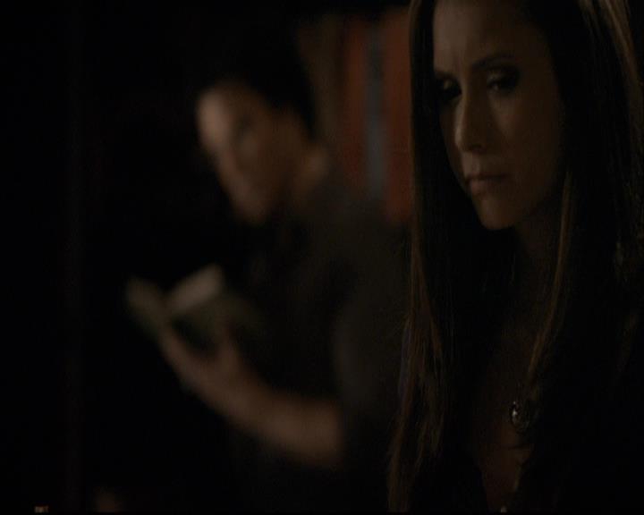 VampireDiariesWorld-dot-org_2x03BadMoonRising1463.jpg